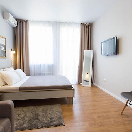 Cozy Apartment Beside Metro Yaroslava Mudroho, Universytet - Chernyshevska Str 95-6 Charkiw Exterior foto