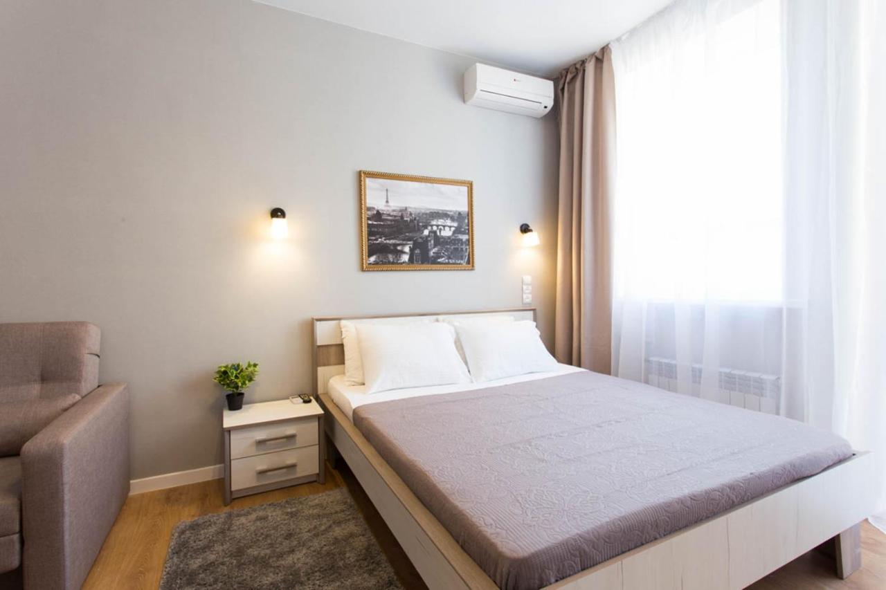 Cozy Apartment Beside Metro Yaroslava Mudroho, Universytet - Chernyshevska Str 95-6 Charkiw Exterior foto