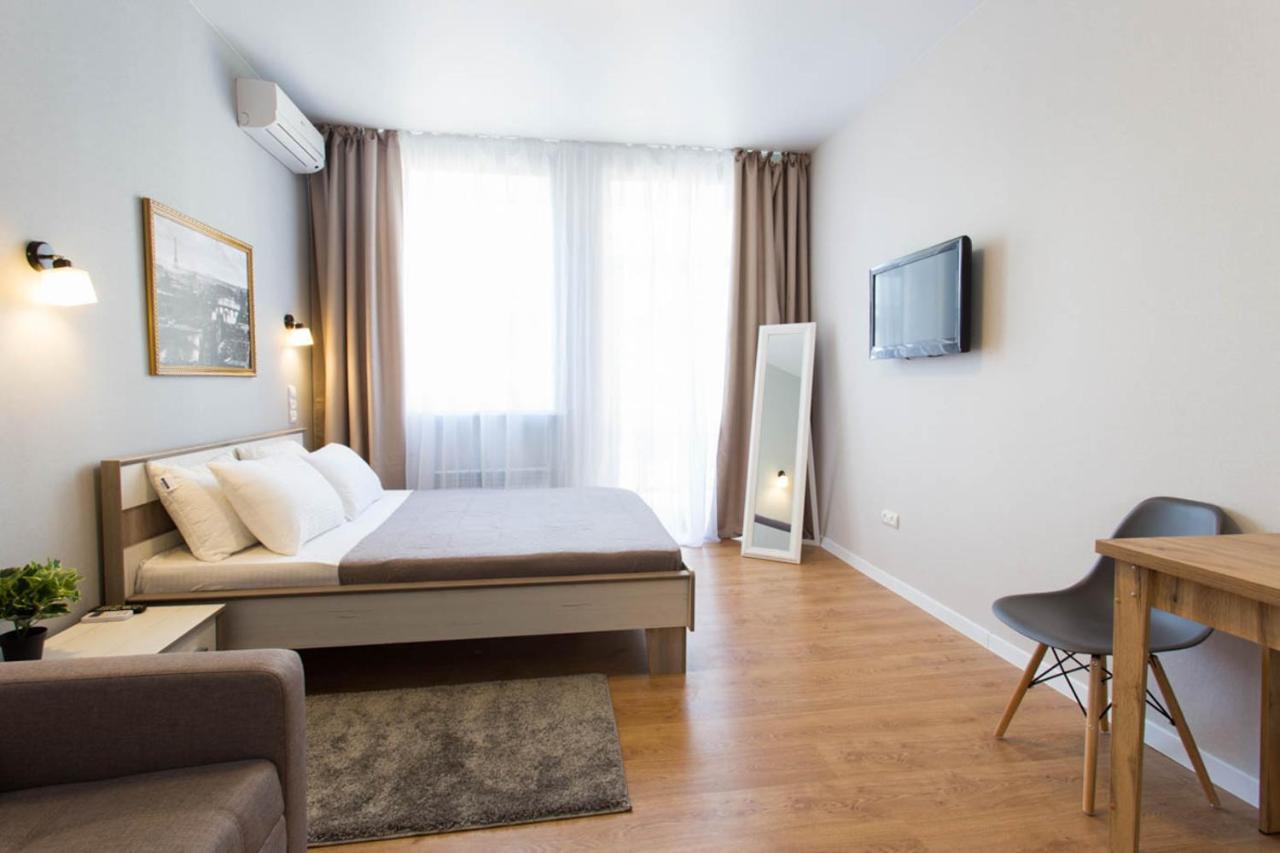 Cozy Apartment Beside Metro Yaroslava Mudroho, Universytet - Chernyshevska Str 95-6 Charkiw Exterior foto